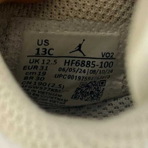 ***SOLD*** Kids Nike Air Jordan 1 Low HF6885-100 Athletic Cleats Size 13C White - Picture 6 of 6